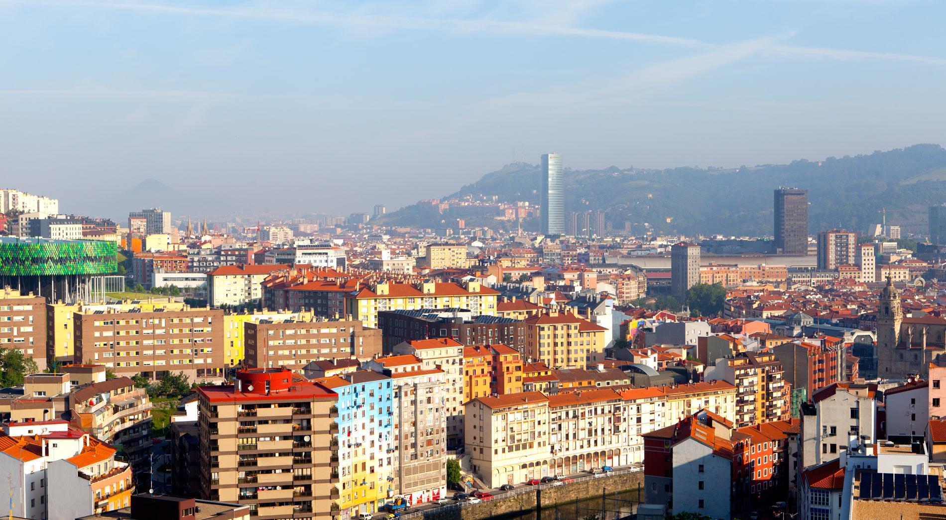 โรงแรมกรัน บิลเบา ภายนอก รูปภาพ San Sebastián skyline