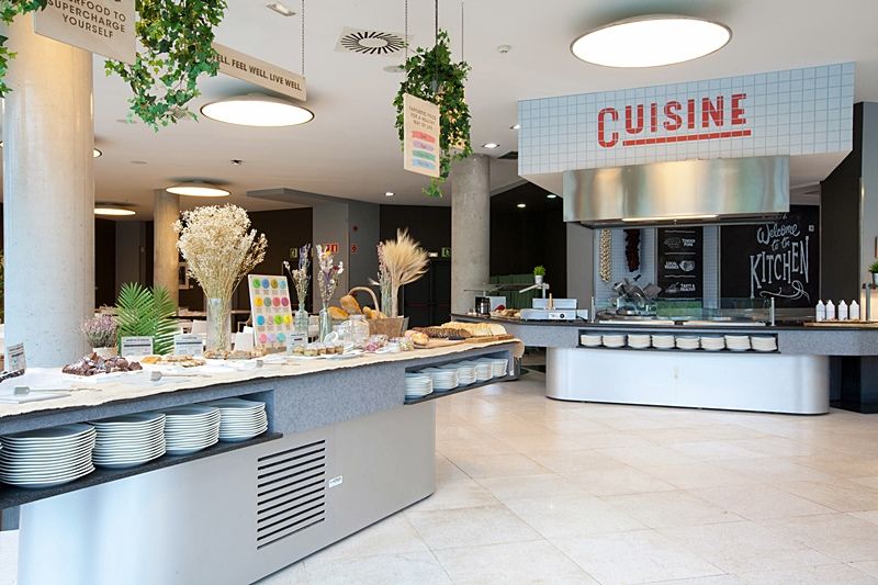 โรงแรมกรัน บิลเบา ภายนอก รูปภาพ Kitchen
